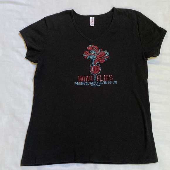 Chris’s Stuff Tops - Wine themed v-neck top